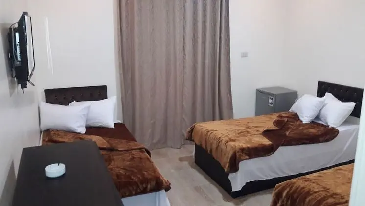 Üç Kişilik Oda, Özel Banyo