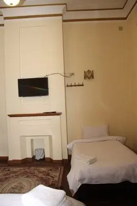Üç Kişilik Oda, Özel Banyo