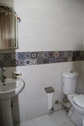 Üç Kişilik Oda, Özel Banyo