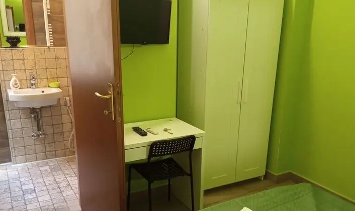 Economy Tek Büyük Yataklı Oda