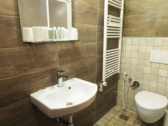 Family Dört Kişilik Oda