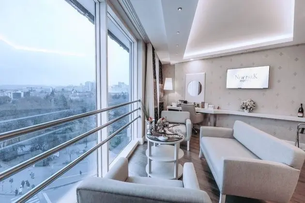 King Suite - Free Executive Lounge