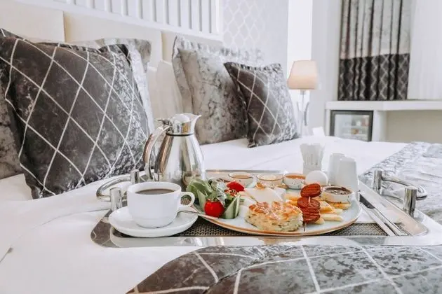 King Suite - Free Executive Lounge