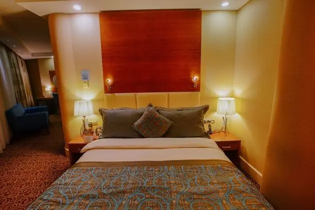 Süit (Executive Lounge & Cafe)