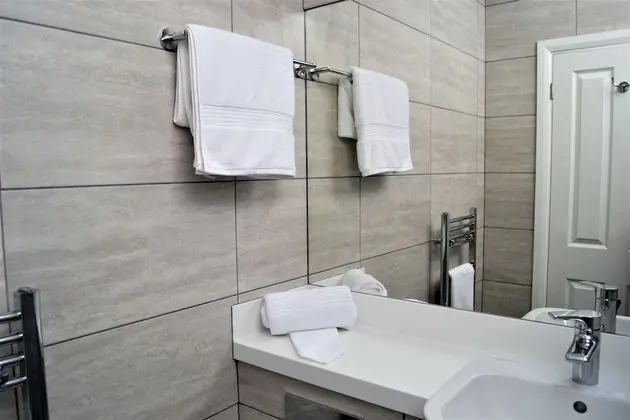 Deluxe Tek Büyük veya İki Ayrı Yataklı Oda