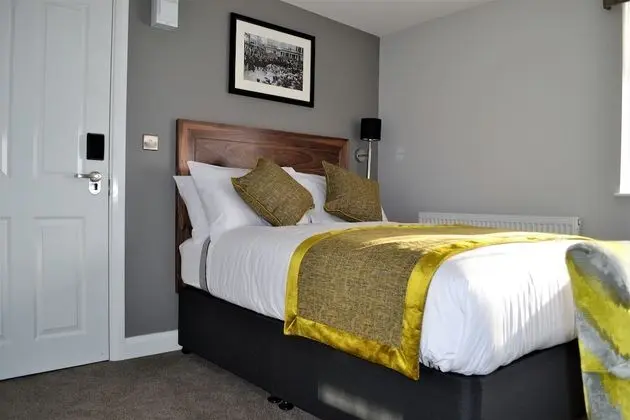 Large Double Room