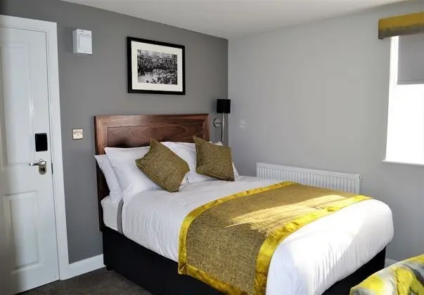 Large Double Room