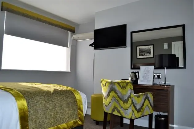 Large Double Room