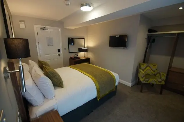 Large Double Room