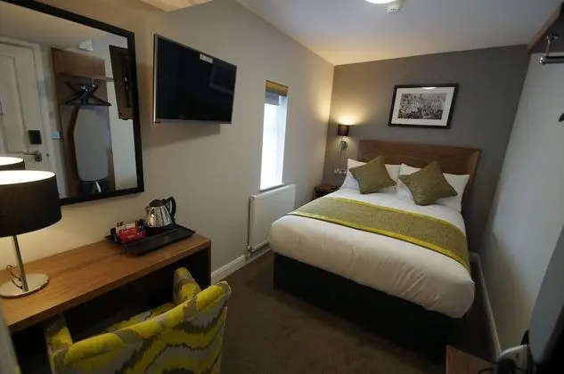 Large Double Room