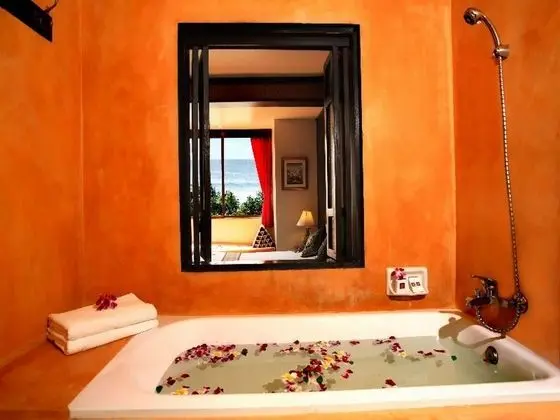 1 Çift Kişilik Veya 2 Tek Kişilik Yatak Deluxe