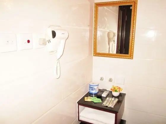 Basic Triple Room, Multiple Beds, Non Smoking