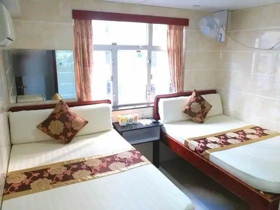 Family Oda, 2 Çift Kişilik Yatak, Sigara İçilmez