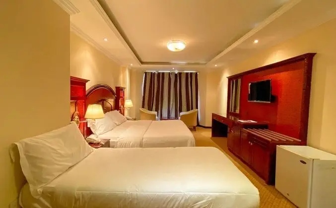 Deluxe Üç Kişilik Oda
