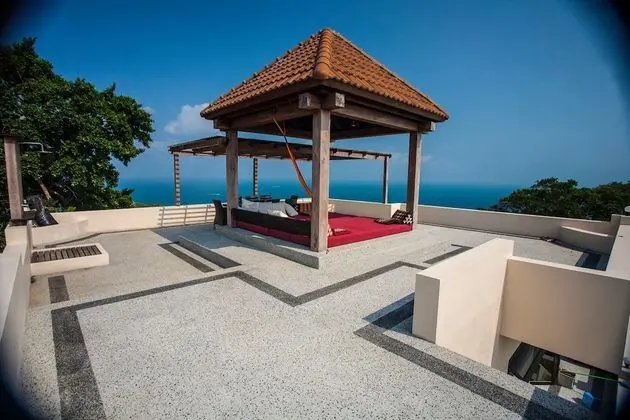 Penthouse Pool Apartment -2 Double Beds