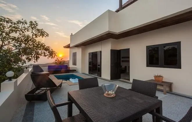 Penthouse Pool Apartment -2 Double Beds