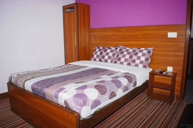 Deluxe Üç Kişilik Oda