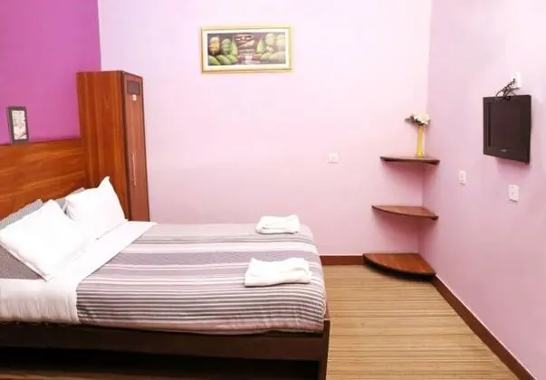 Tek Büyük Yataklı Oda