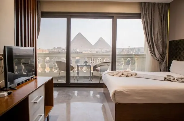 Superior Tek Büyük veya İki Ayrı Yataklı Oda (Pyramids View)