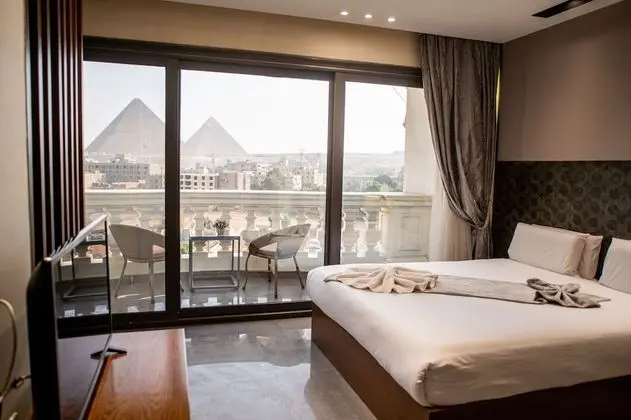 Superior Tek Büyük veya İki Ayrı Yataklı Oda (Pyramids View)