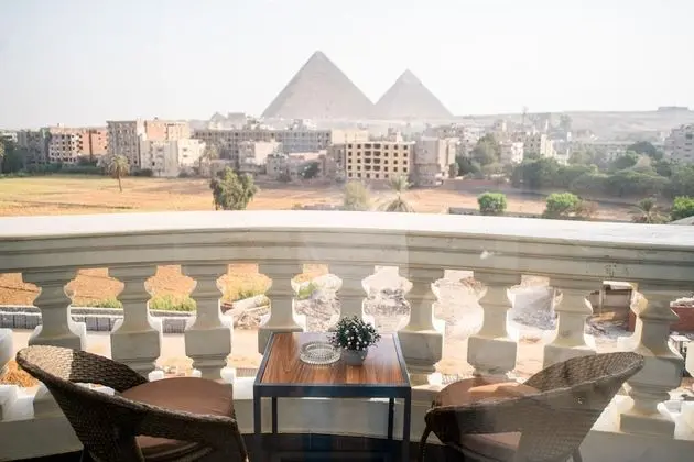 Superior Tek Büyük veya İki Ayrı Yataklı Oda (Pyramids View)