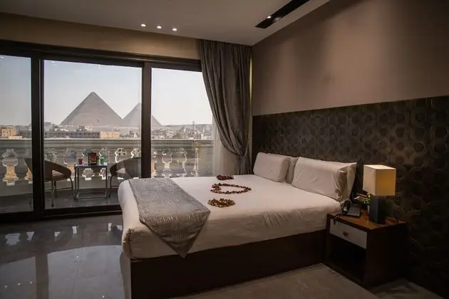 Superior Tek Büyük veya İki Ayrı Yataklı Oda (Pyramids View)