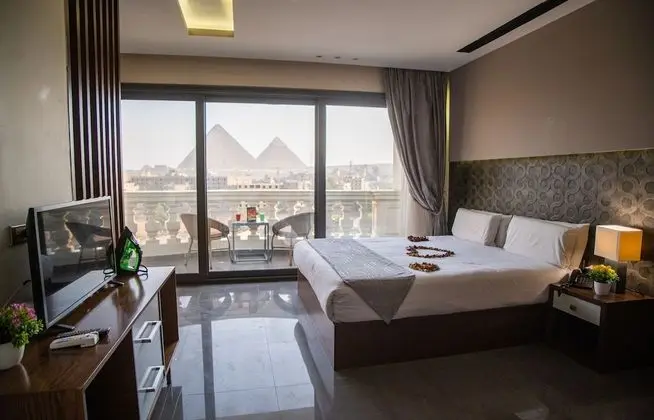 Superior Tek Büyük veya İki Ayrı Yataklı Oda (Pyramids View)