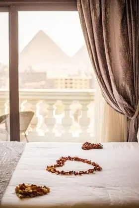 Superior Tek Büyük veya İki Ayrı Yataklı Oda (Pyramids View)