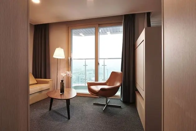 Deluxe Tek Büyük Yataklı Oda