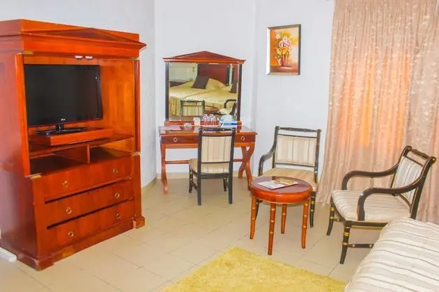 Grand Tek Büyük Yataklı Oda