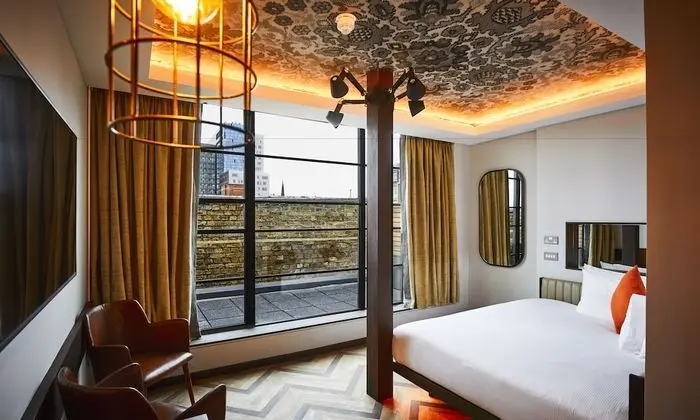 Çatı Katı (Loft), Teras
