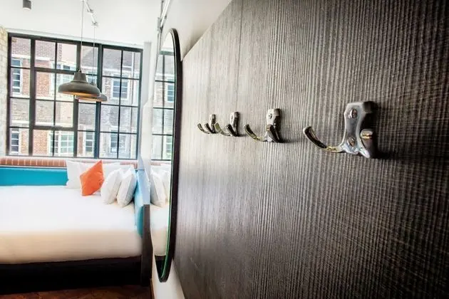 Pocket Room