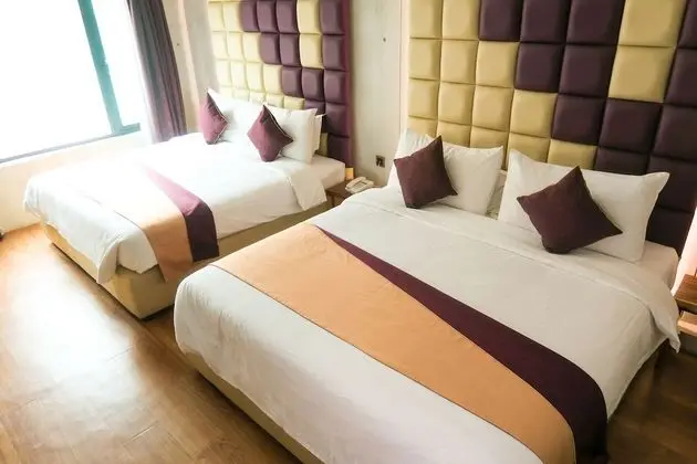 Deluxe Dört Kişilik Oda