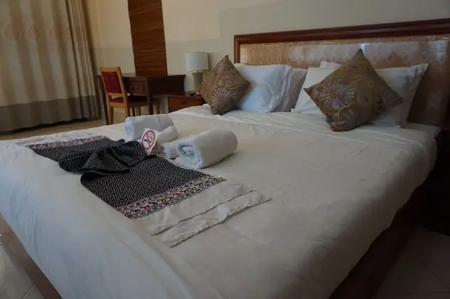 Deluxe Tek Büyük Yataklı Oda, 1 Çift Kişilik Yatak, Şehir Manzaralı