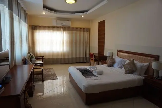 Deluxe Tek Büyük Yataklı Oda, 1 Çift Kişilik Yatak, Şehir Manzaralı