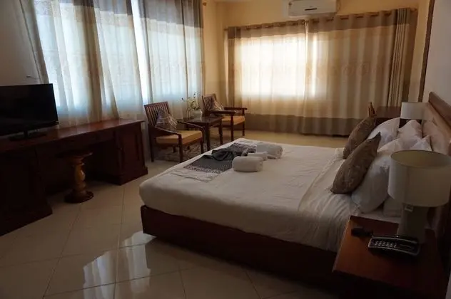 Deluxe Tek Büyük Yataklı Oda, 1 Çift Kişilik Yatak, Şehir Manzaralı
