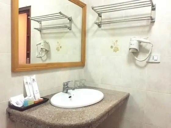 Deluxe Tek Büyük Yataklı Oda, 1 Çift Kişilik Yatak, Şehir Manzaralı