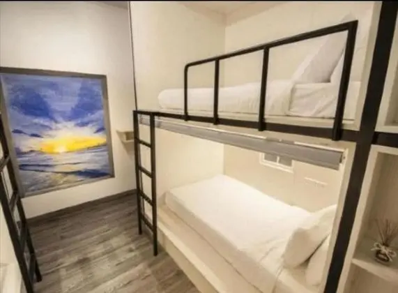 Economy Dört Kişilik Oda, Ortak Banyo