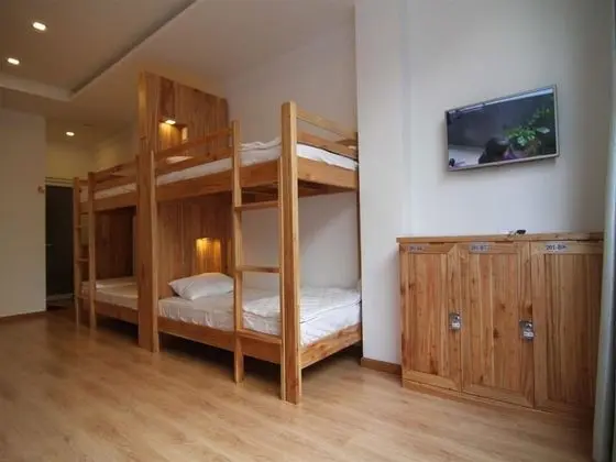 Ortak Ranzalı Oda (6 Single Beds)