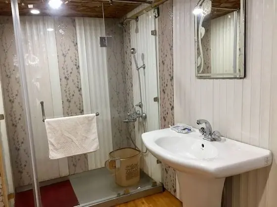 Deluxe Tek Büyük veya İki Ayrı Yataklı Oda, Birden Çok Yatak, Sigara İçilmez
