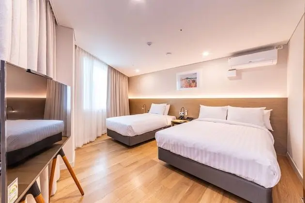 Premium Family Suite With Loft 1602
