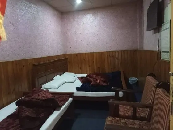 Deluxe Üç Kişilik Oda