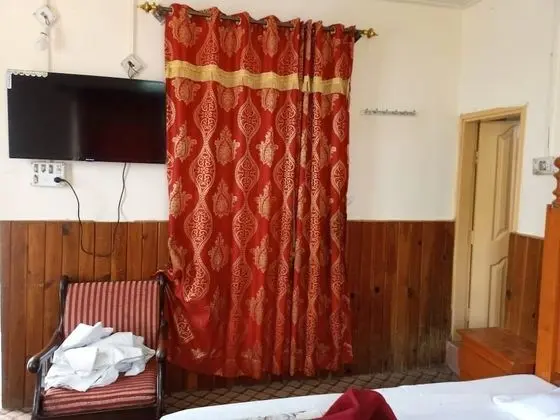 Deluxe Üç Kişilik Oda