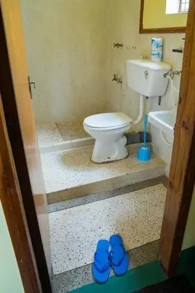 Basic Tek Kişilik Oda, Ortak Banyo