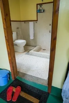 Basic Tek Kişilik Oda, Ortak Banyo