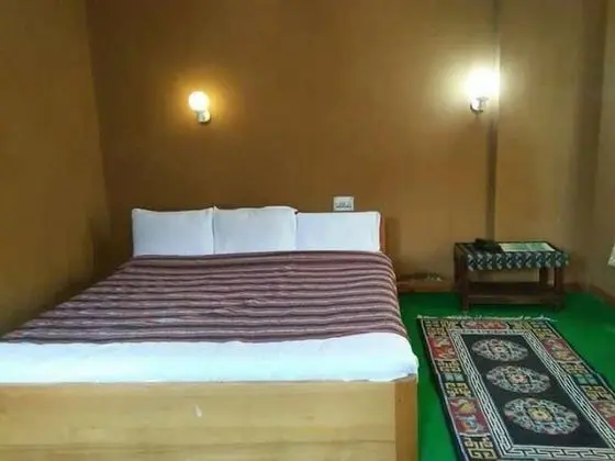 Standard Tek Büyük veya İki Ayrı Yataklı Oda