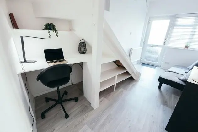 Ev (1 Bedroom)
