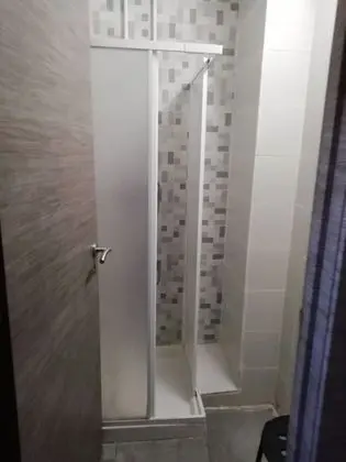Ortak Ranzalı Oda, Karma Ranzalı Oda, Ortak Banyo (1 bed in 8-bed dorm)