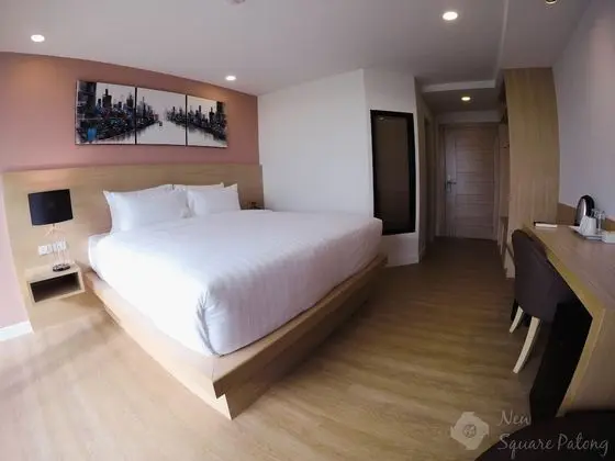 Deluxe King Bed Room