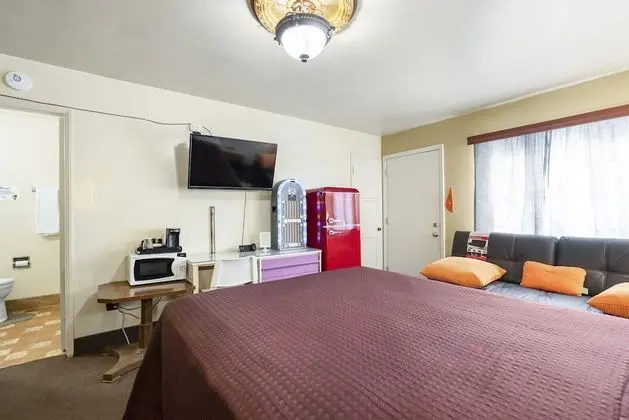 Traditional Tek Kişilik Oda, 1 Çift Kişilik Yatak ve Çekyat, Sigara İçilmez